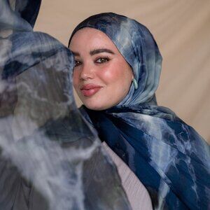 Vela Scarves Navy Marble (Standard)
